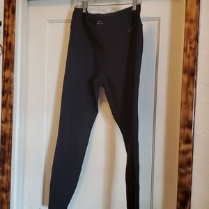 Athletic leggings